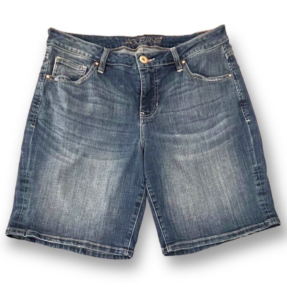JAG JEANS Girlfriend Shorts
Women's Size 10/30